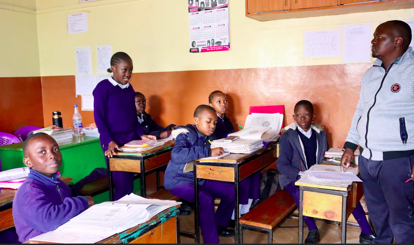 Children reading in the library